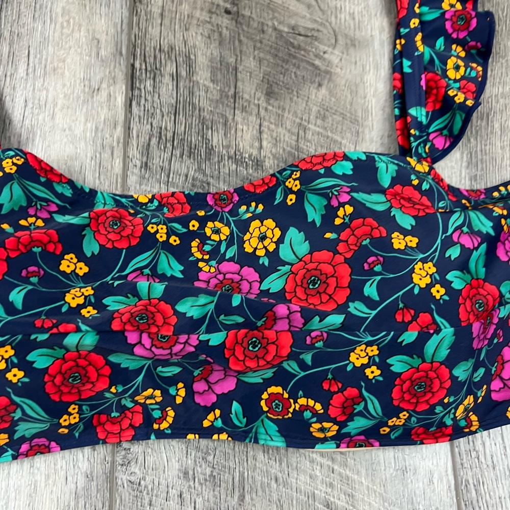 Summersalt Ruffle Oasis‎ Bikini Top - Picture 4 of 13